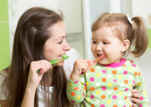 brushing teeth children woden